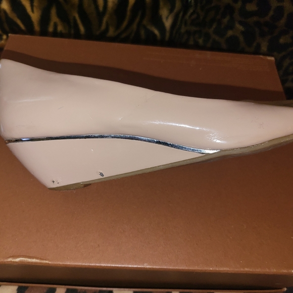 Delfani Step/Flex 7.5M, 2 in heel, cream/beige - Picture 4 of 4